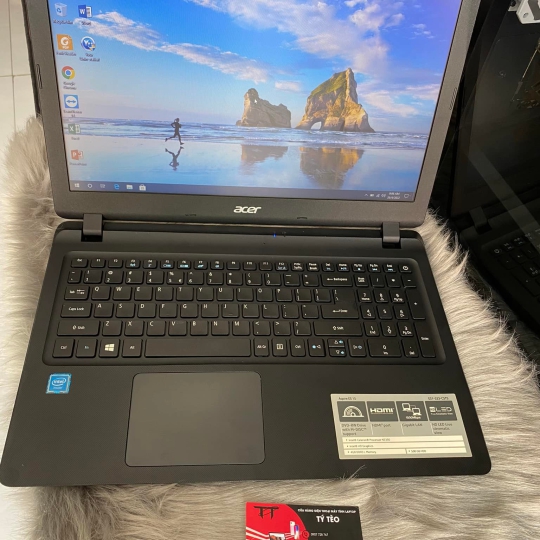 Laptop Acer i8 N3350